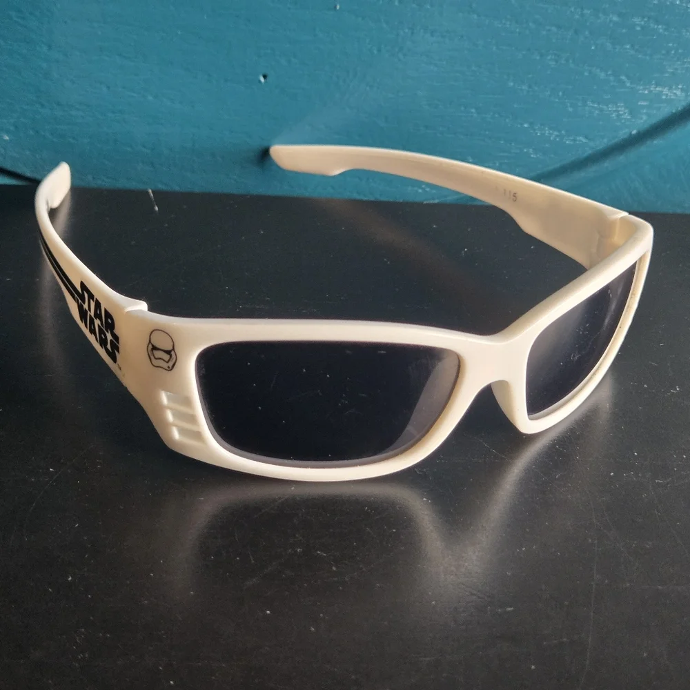 Kids Star Wars White/Black Stormtrooper Sunglasses